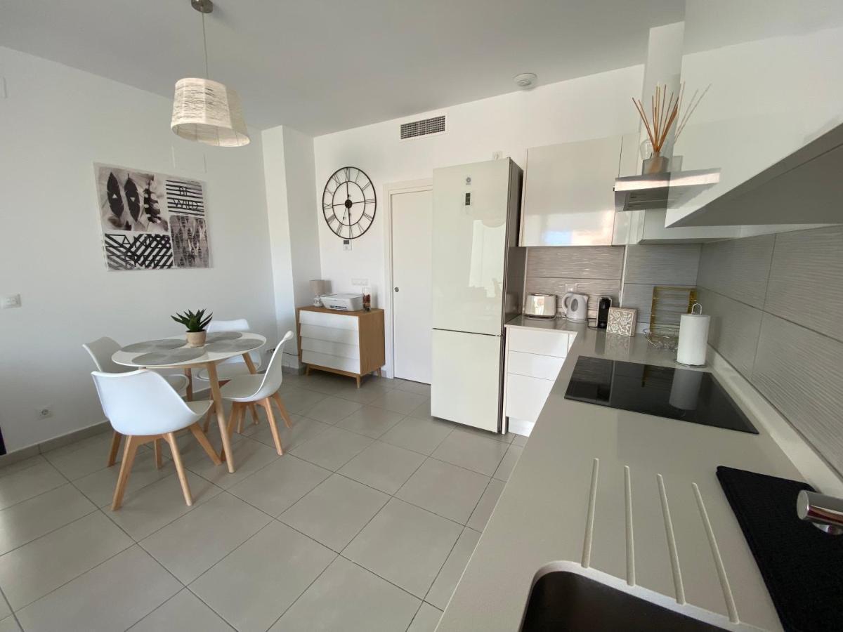 Calpe Beach II - Sea & Pool View Apartment Екстериор снимка